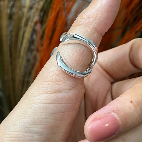 S925 Silver irregular open ring - Picture 1 of 1